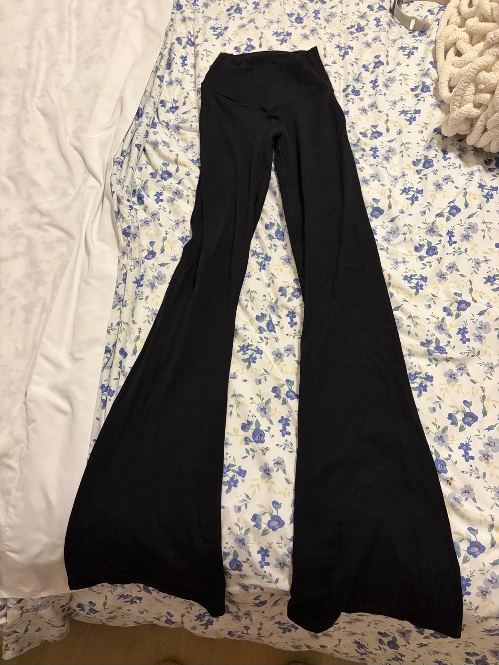 aerie Black High-Rise Flared Leggings